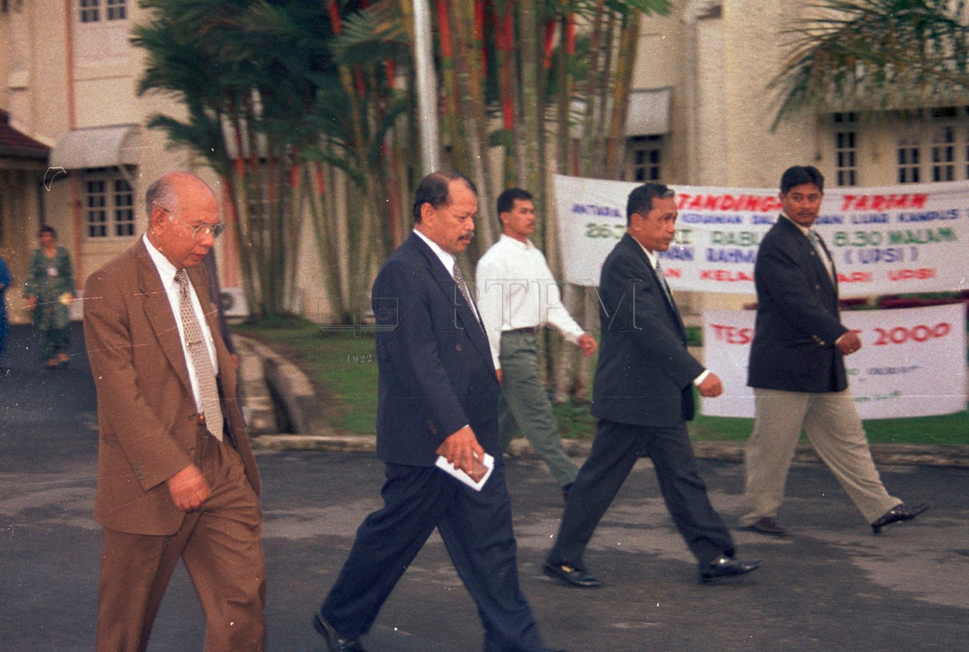 PTPM 00 04 menteri 17